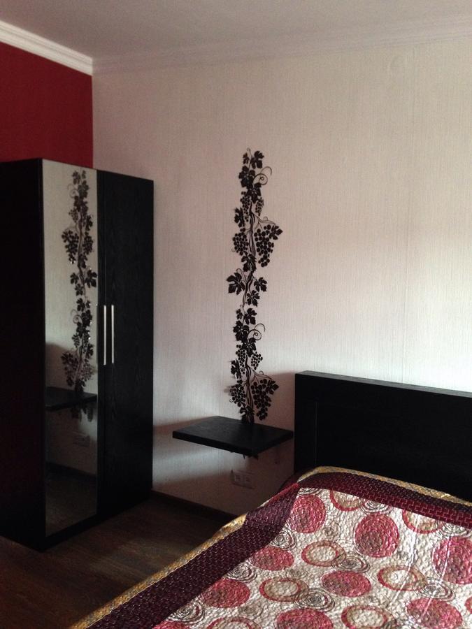 Vazi Hotel Тбилиси Екстериор снимка