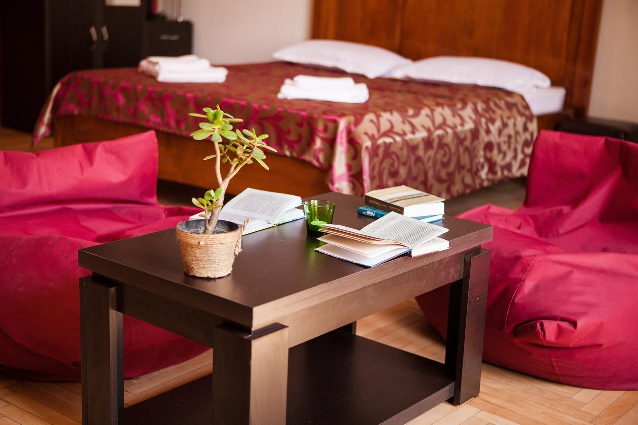 Vazi Hotel Тбилиси Екстериор снимка